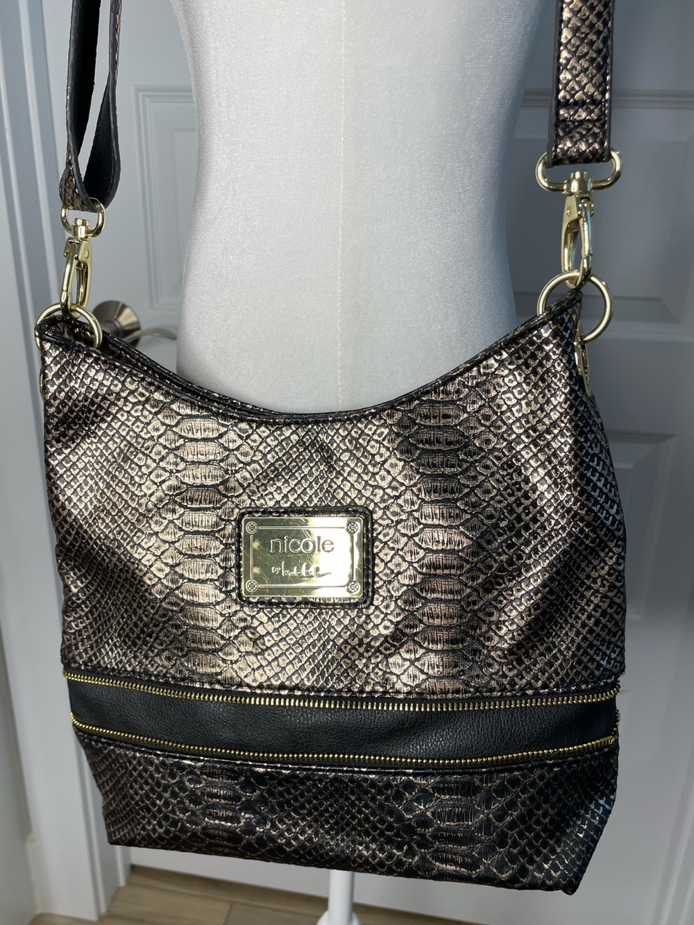 Nicole by Nicole Miller Metallic Black Snake-Embossed Crossbody Purse